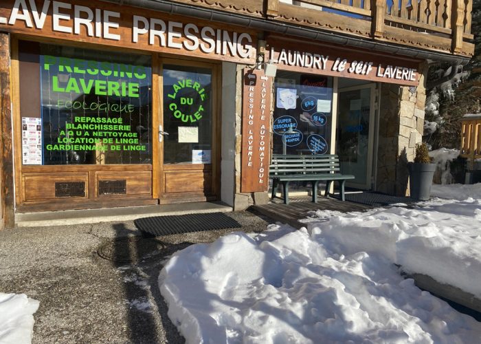 Façade de Lav'Alpes, laverie et conciergerie à l'Alpes d'Huez